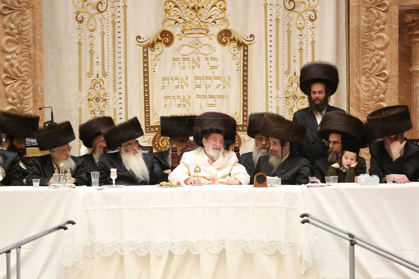 נעילת החג שמחת תורה בחצה"ק ויזנ'יץ