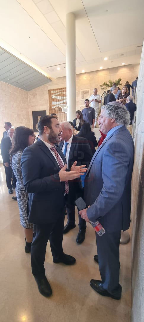 הטיסה החשאית לארה"ב | 'זופניק בכיכר' עם כל התמונות, הנייעס והחשיפות של השבוע