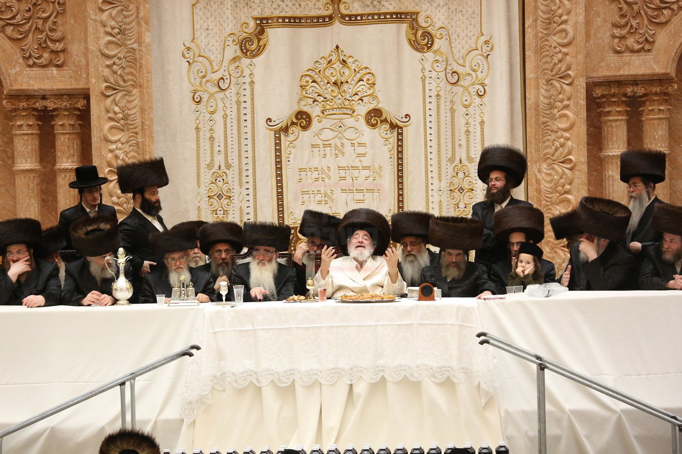 נעילת החג שמחת תורה בחצה"ק ויזנ'יץ