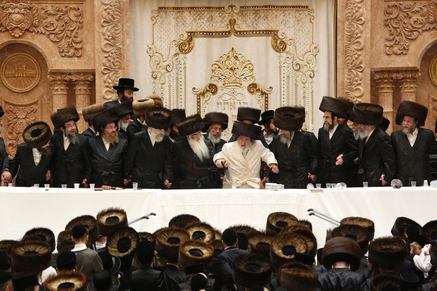 נעילת החג שמחת תורה בחצה"ק ויזנ'יץ