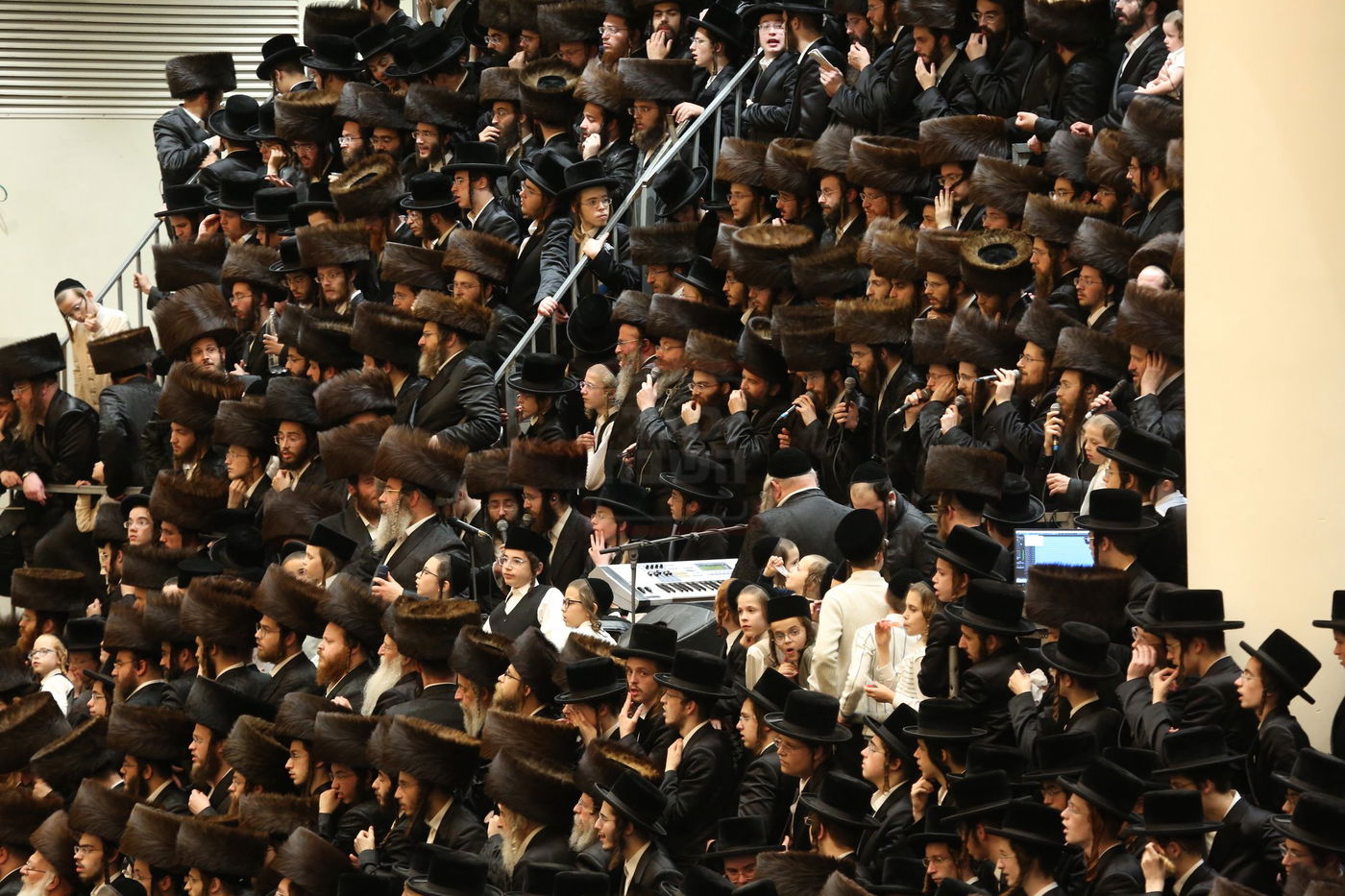 נעילת החג שמחת תורה בחצה"ק ויזנ'יץ