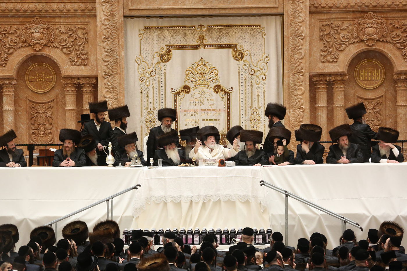 נעילת החג שמחת תורה בחצה"ק ויזנ'יץ