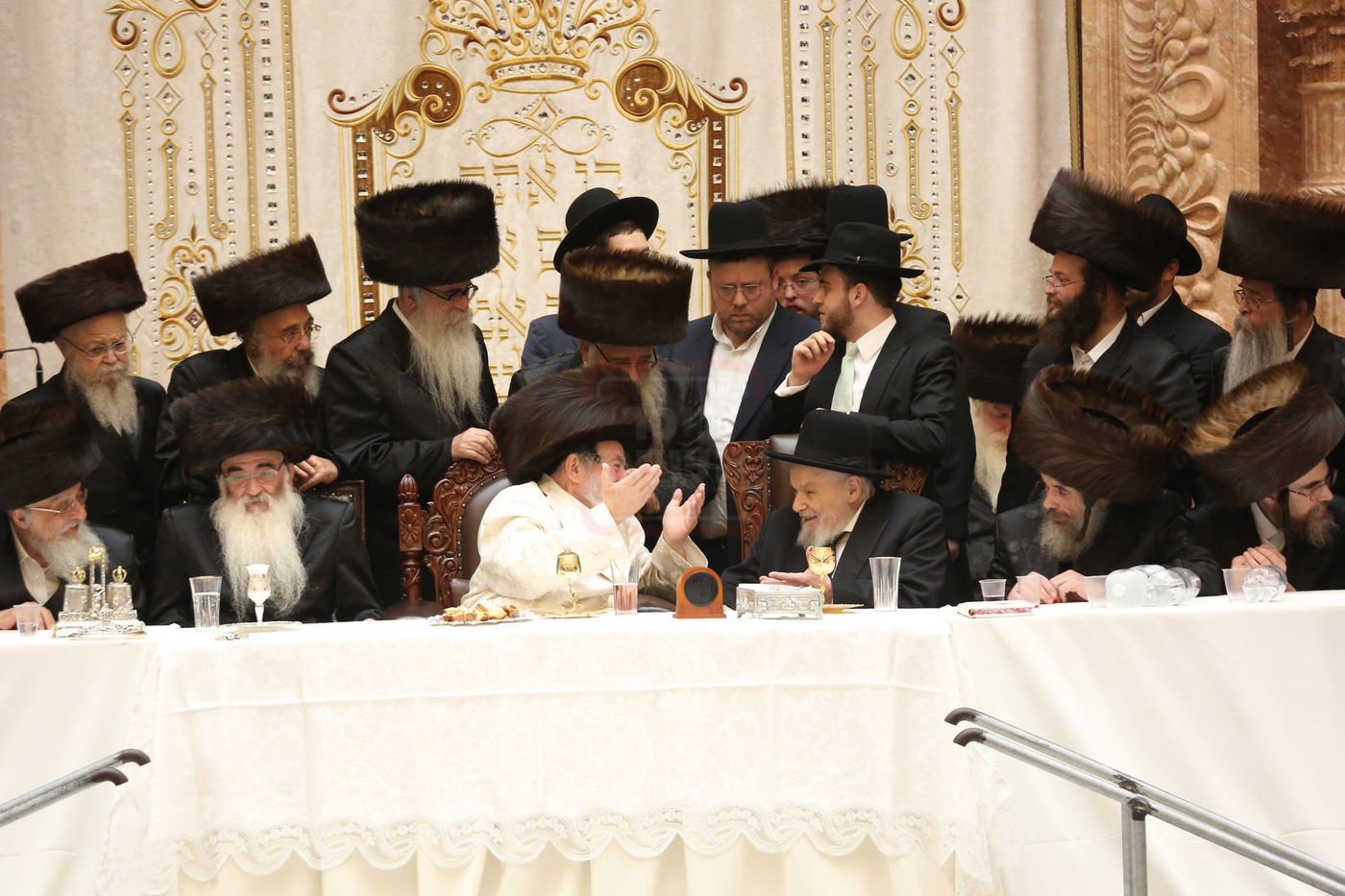 הגרמ"ה הירש בנעילת החג שמחת תורה בחצה"ק ויזנ'יץ