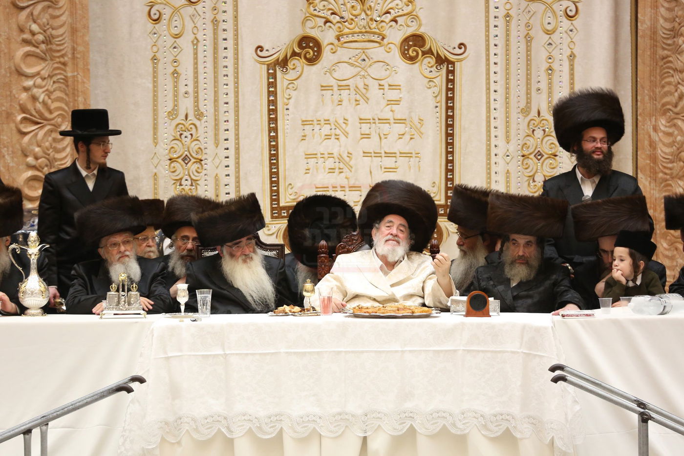 נעילת החג שמחת תורה בחצה"ק ויזנ'יץ