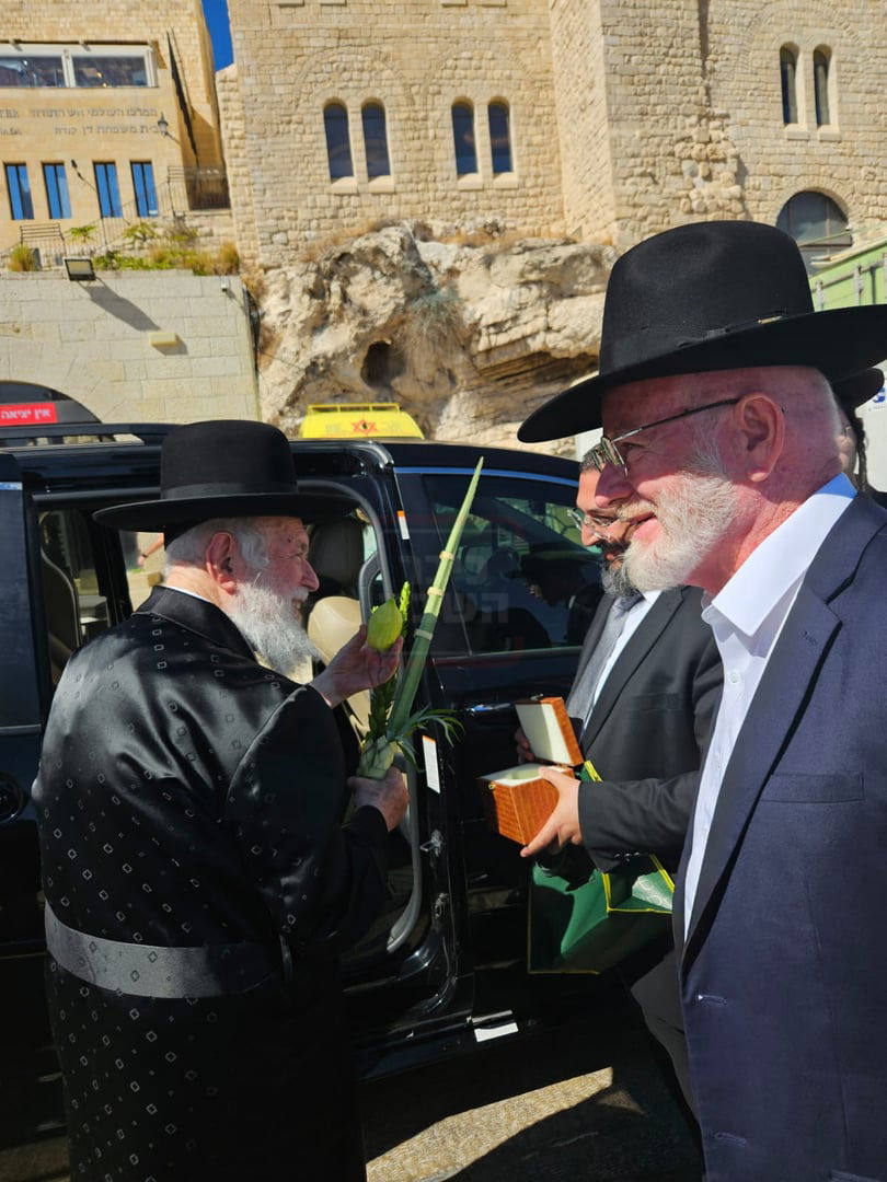 הטיסה החשאית לארה"ב | 'זופניק בכיכר' עם כל התמונות, הנייעס והחשיפות של השבוע