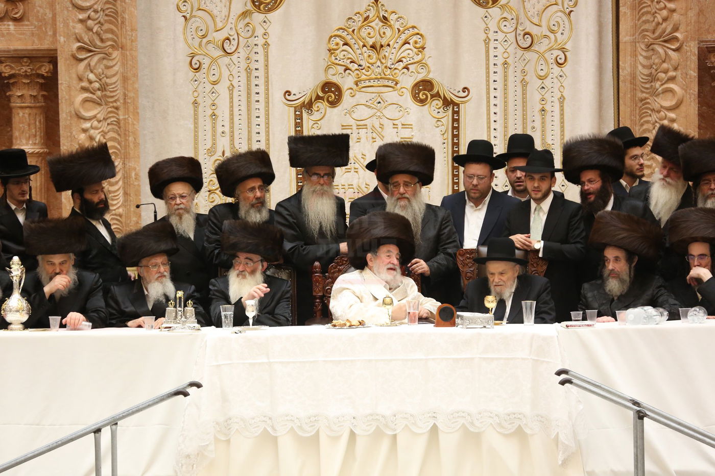 נעילת החג שמחת תורה בחצה"ק ויזנ'יץ