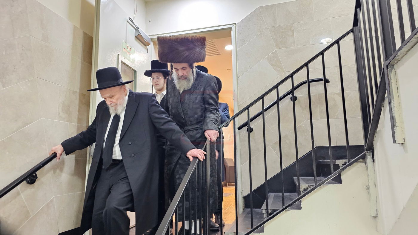 הגרמ"ה הירש בנעילת החג שמחת תורה בחצה"ק ויזנ'יץ