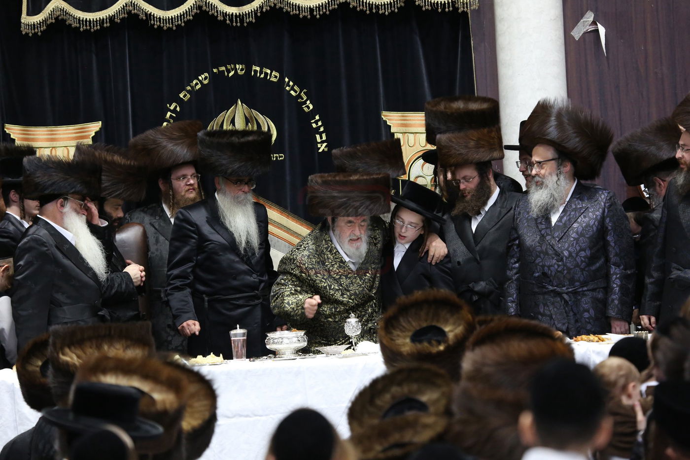 שמחת בר המצווה לנין האדמו"ר מויז'ניץ - חוה"מ סוכות 