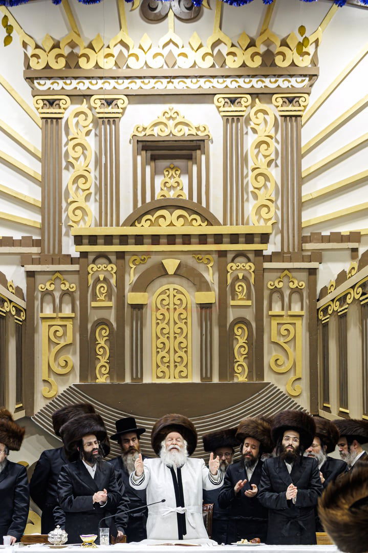 הושענא רבה בחצה"ק באבוב