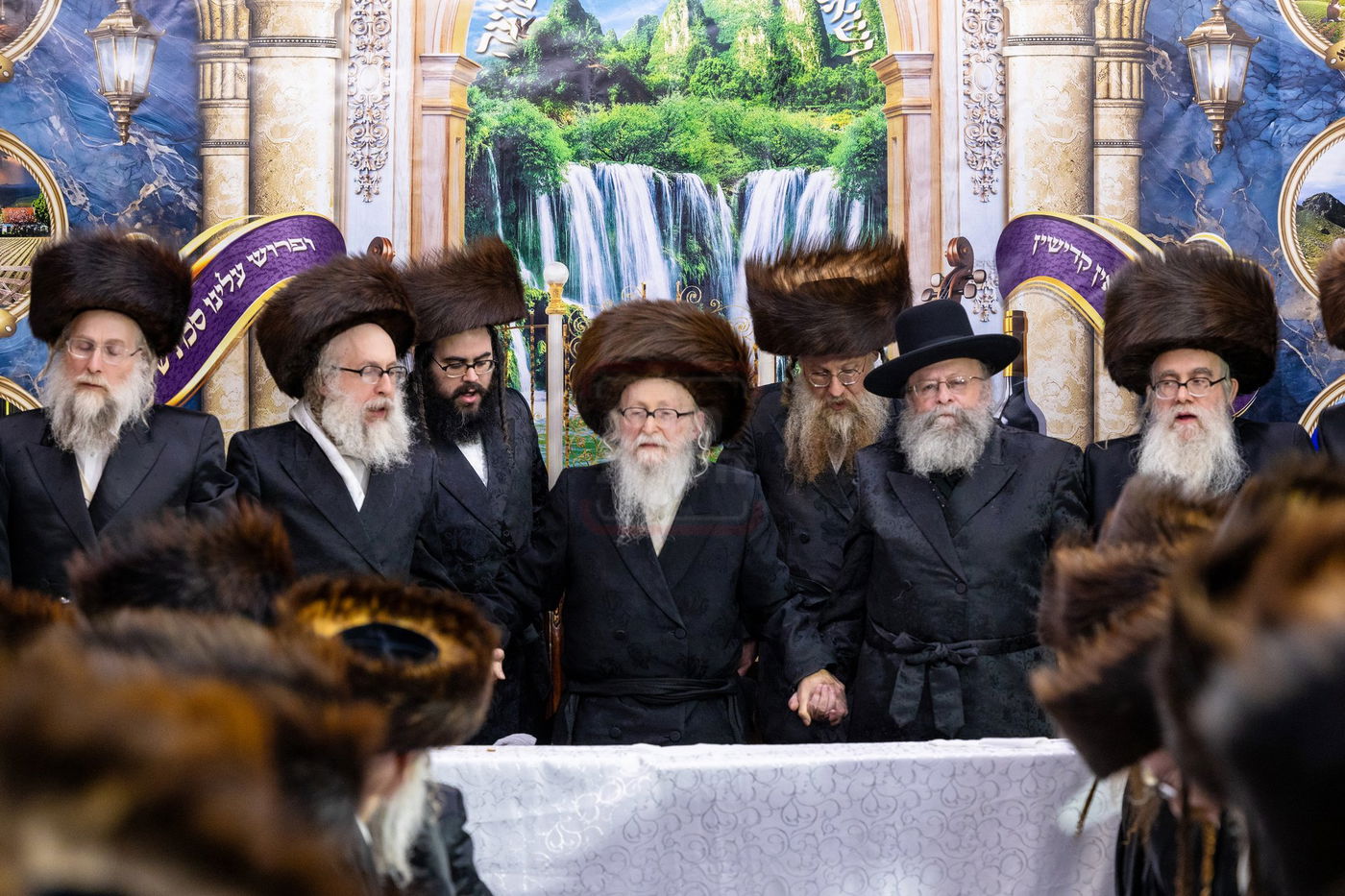 חג הסוכות בצל האדמו"ר מסערדאהעלי 