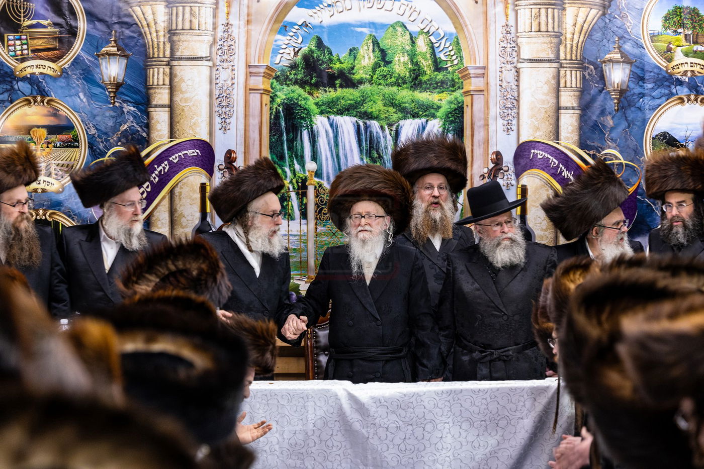 חג הסוכות בצל האדמו"ר מסערדאהעלי 