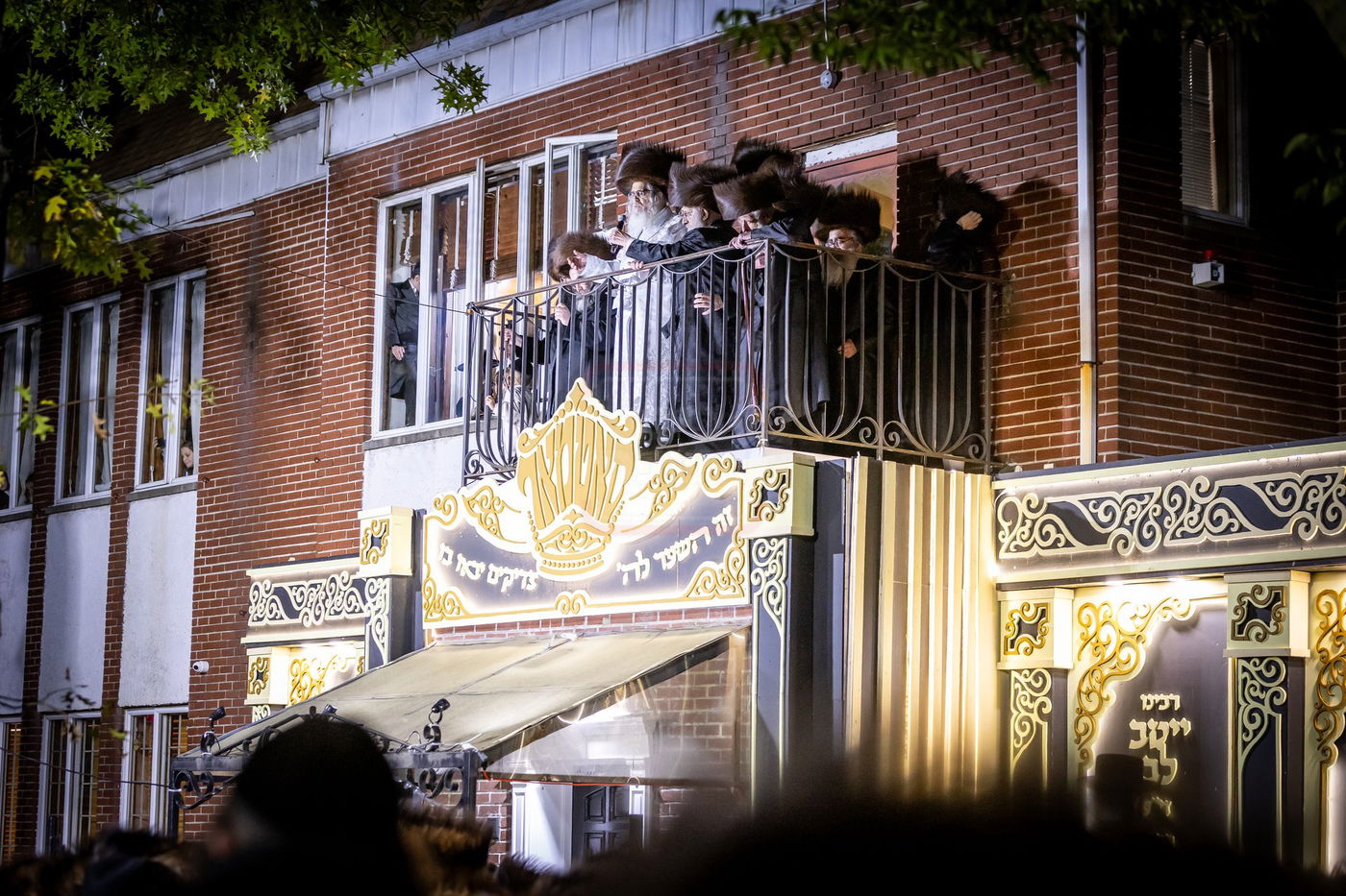 מוצאי חג שמיני עצרת בחצה"ק סאטמר