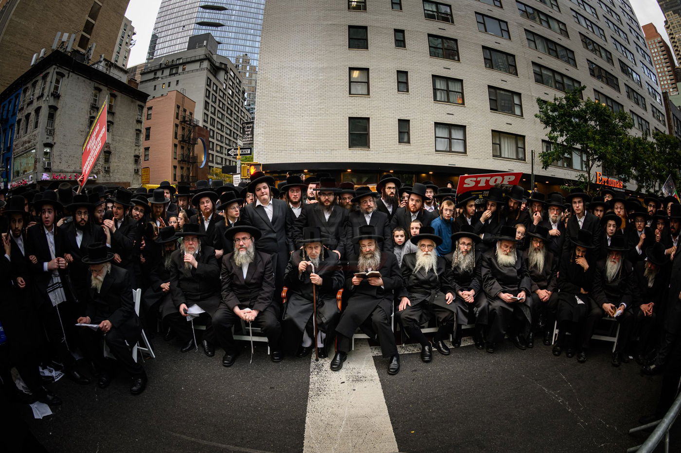 עצרת הרבבות נגד גזירת הגיוס במנהטן