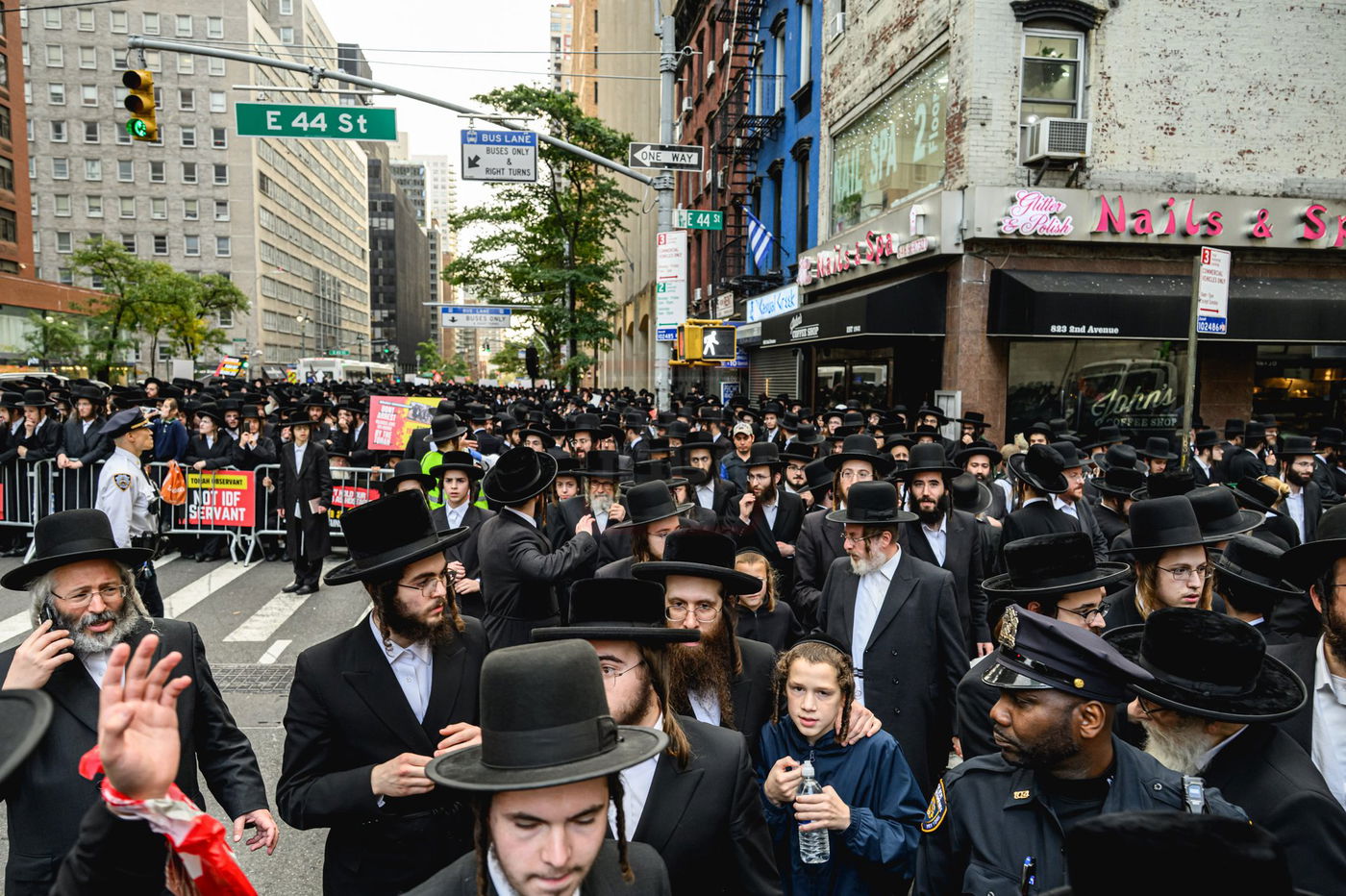 עצרת הרבבות נגד גזירת הגיוס במנהטן