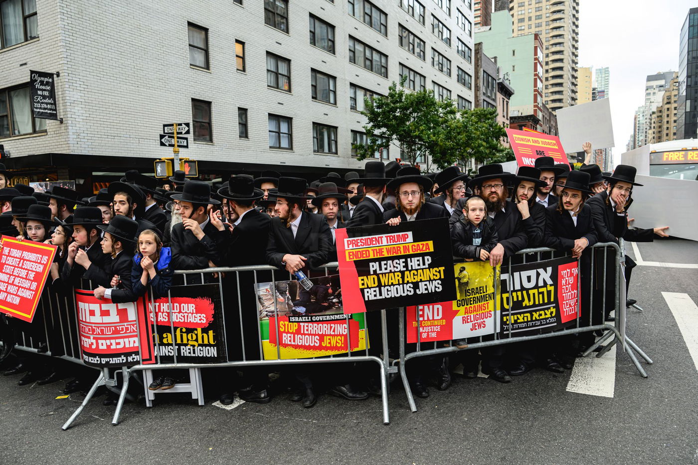 עצרת הרבבות נגד גזירת הגיוס במנהטן