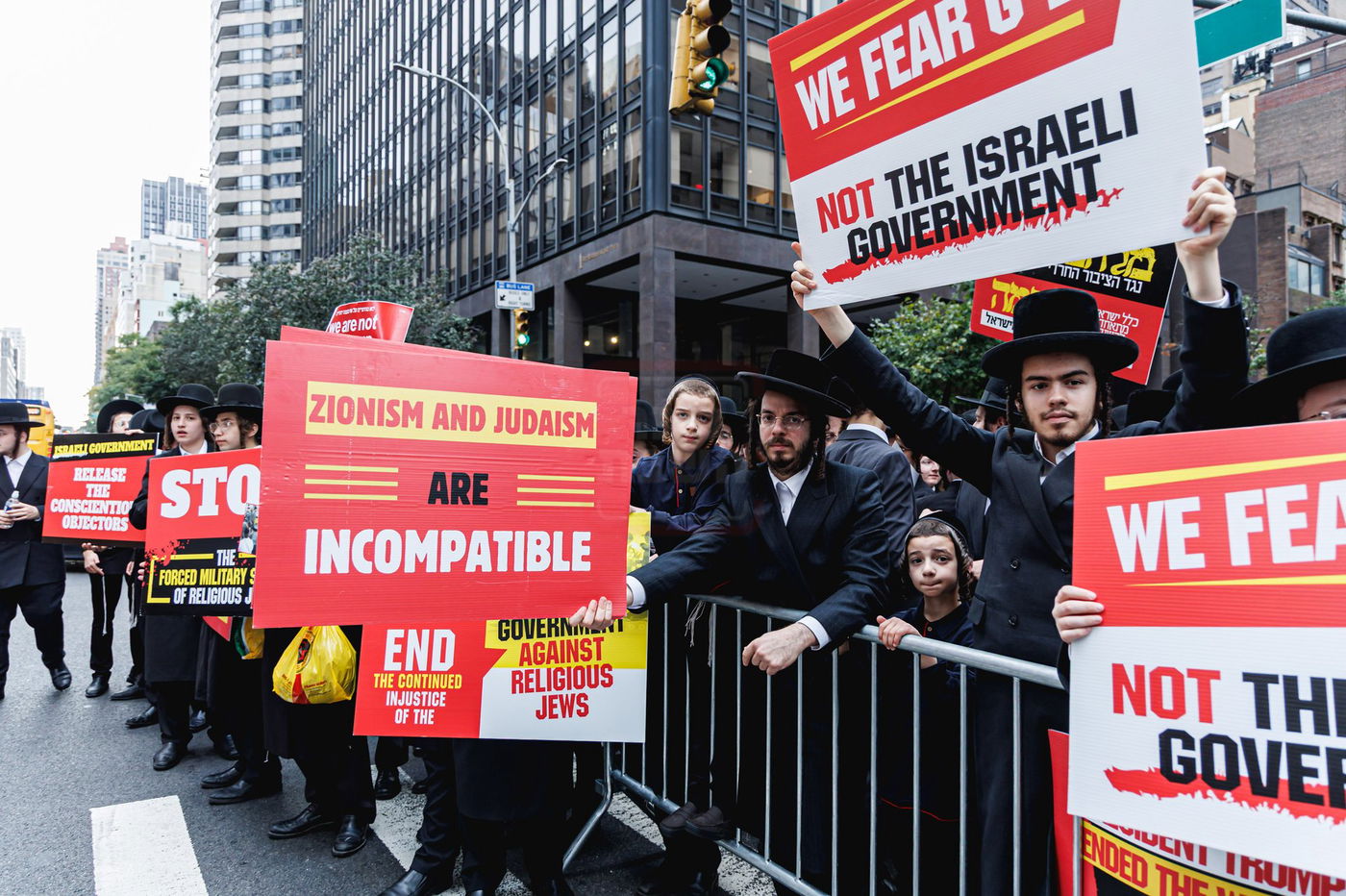 עצרת הרבבות נגד גזירת הגיוס במנהטן