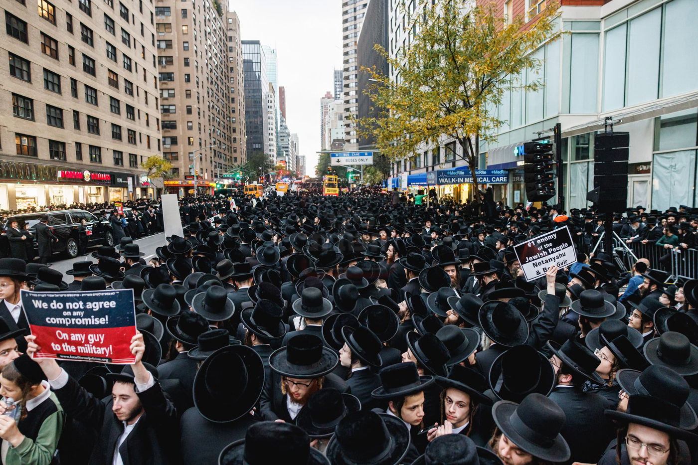 עצרת הרבבות נגד גזירת הגיוס במנהטן