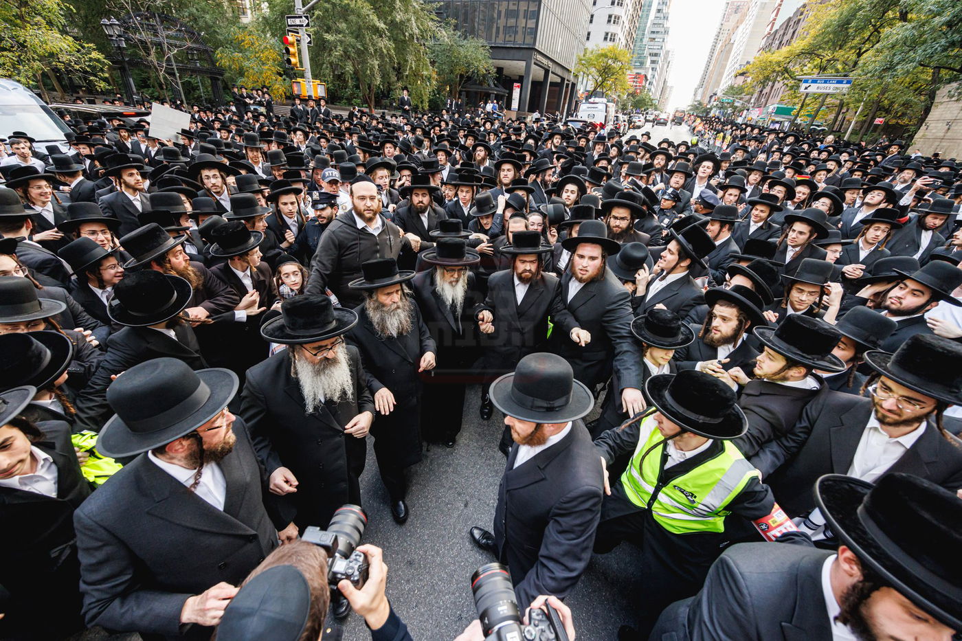 עצרת הרבבות נגד גזירת הגיוס במנהטן