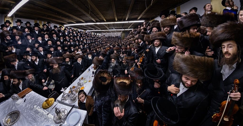 סוכות - הושענא רבה ומוצאי שמחת תורה בחצה"ק צאנז קלויזנבורג