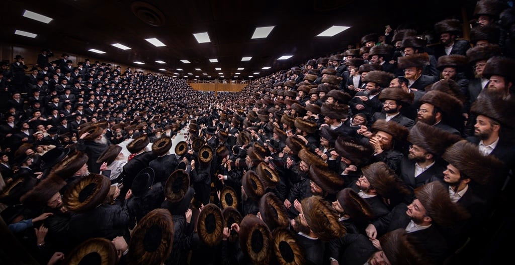 סוכות - הושענא רבה ומוצאי שמחת תורה בחצה"ק צאנז קלויזנבורג