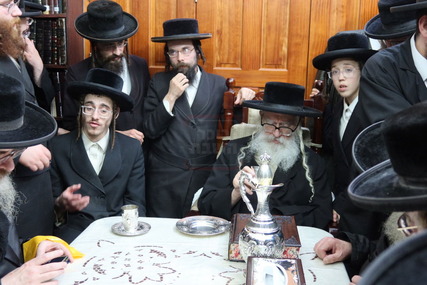 מעמד האדיר של קבלת פנים לאסיר הרב אריה מרדכי רבינוביץ 