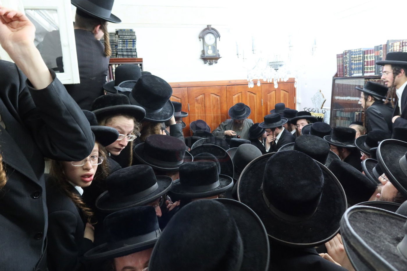 מעמד האדיר של קבלת פנים לאסיר הרב אריה מרדכי רבינוביץ 