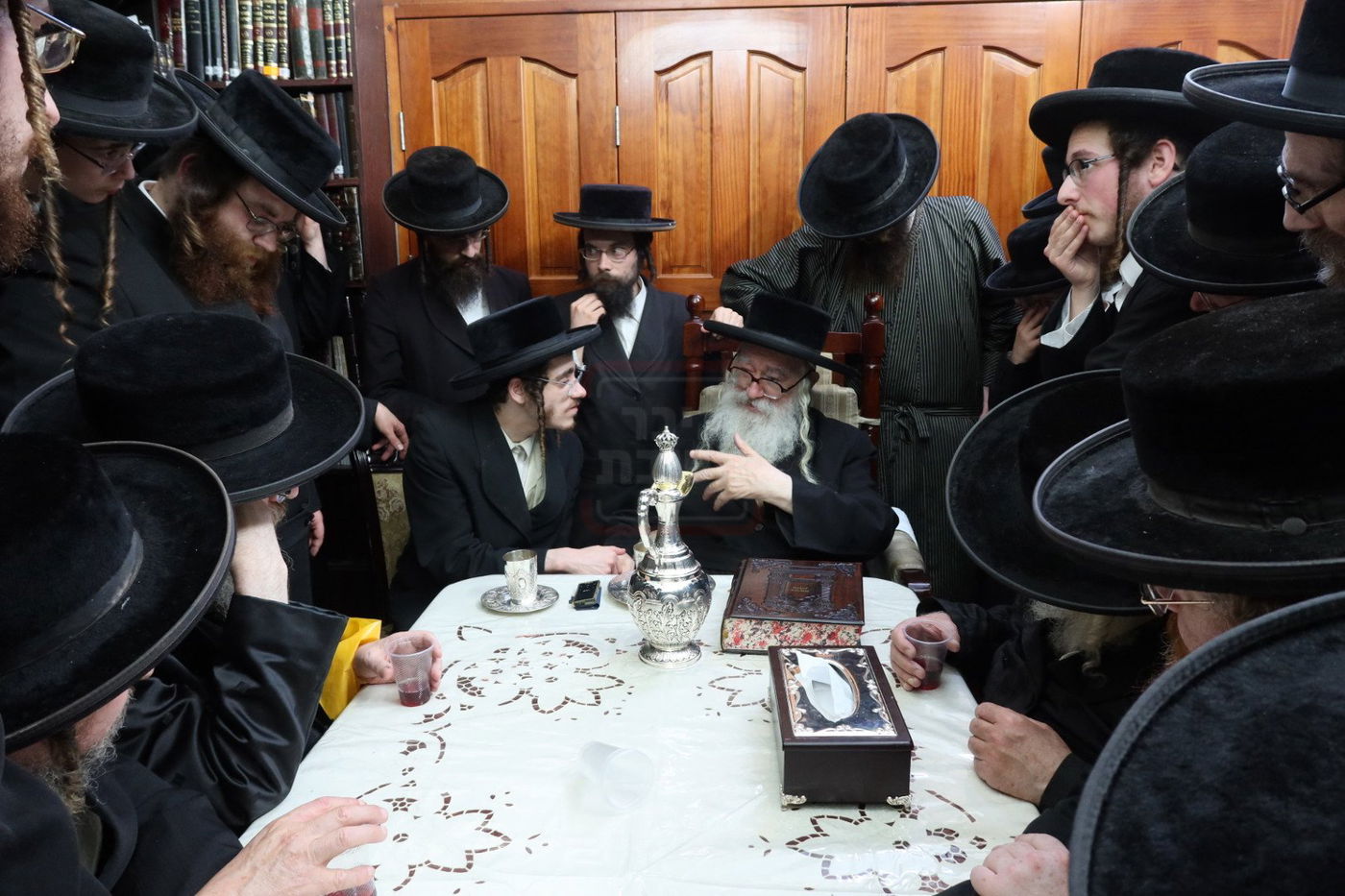 מעמד האדיר של קבלת פנים לאסיר הרב אריה מרדכי רבינוביץ 