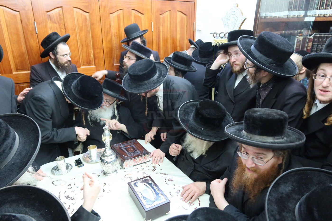 מעמד האדיר של קבלת פנים לאסיר הרב אריה מרדכי רבינוביץ 