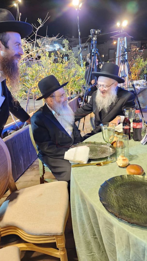 הנגיד שהתפלפל עם ראש הישיבה | 'זופניק בכיכר' עם כל התמונות, הנייעס והחשיפות של השבוע