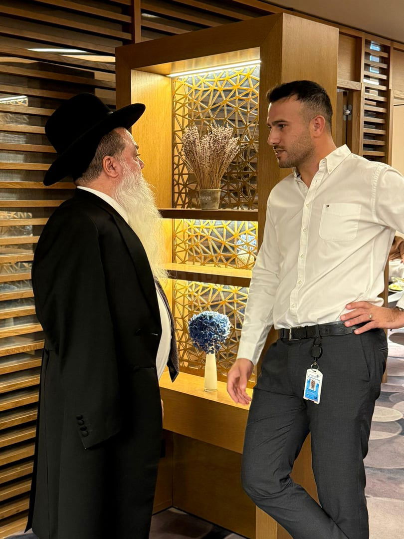 הנגיד שהתפלפל עם ראש הישיבה | 'זופניק בכיכר' עם כל התמונות, הנייעס והחשיפות של השבוע