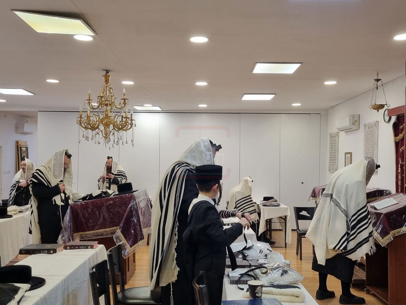 הגה"צ אב"ד קאלוב ביתר במסע הקודש להונגריה