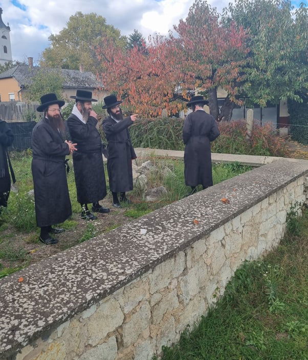 הגה"צ אב"ד קאלוב ביתר במסע הקודש להונגריה