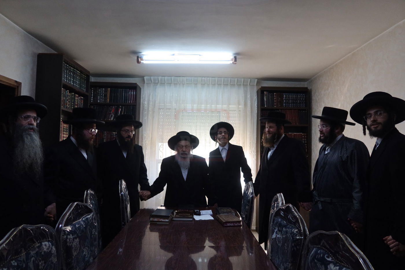 האסיר המשוחרר הרב אריה מרדכי רבינוביץ בבתי גדולי ישראל