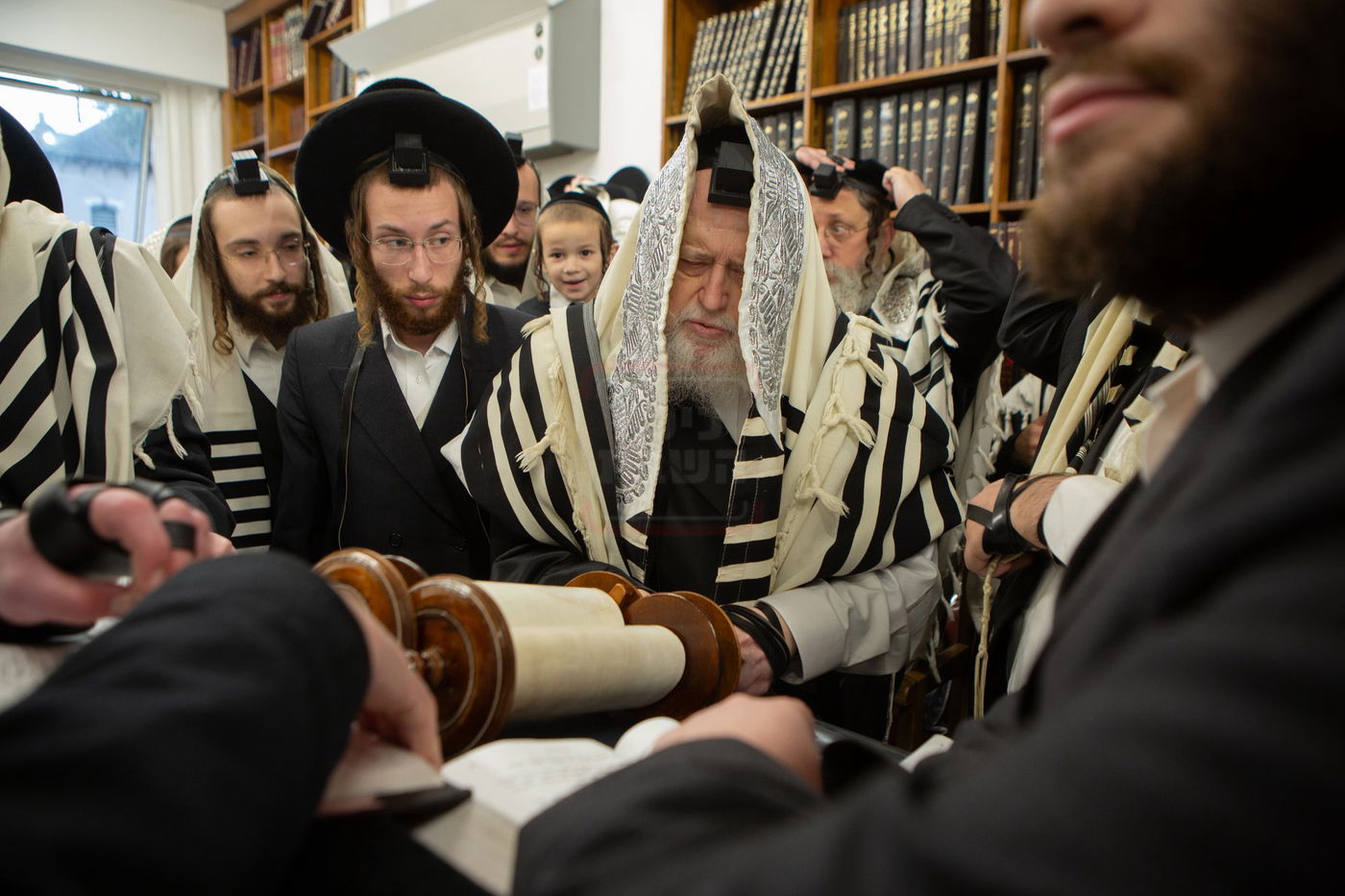 האדמו"ר ממונקאטש בביקור בלונדון