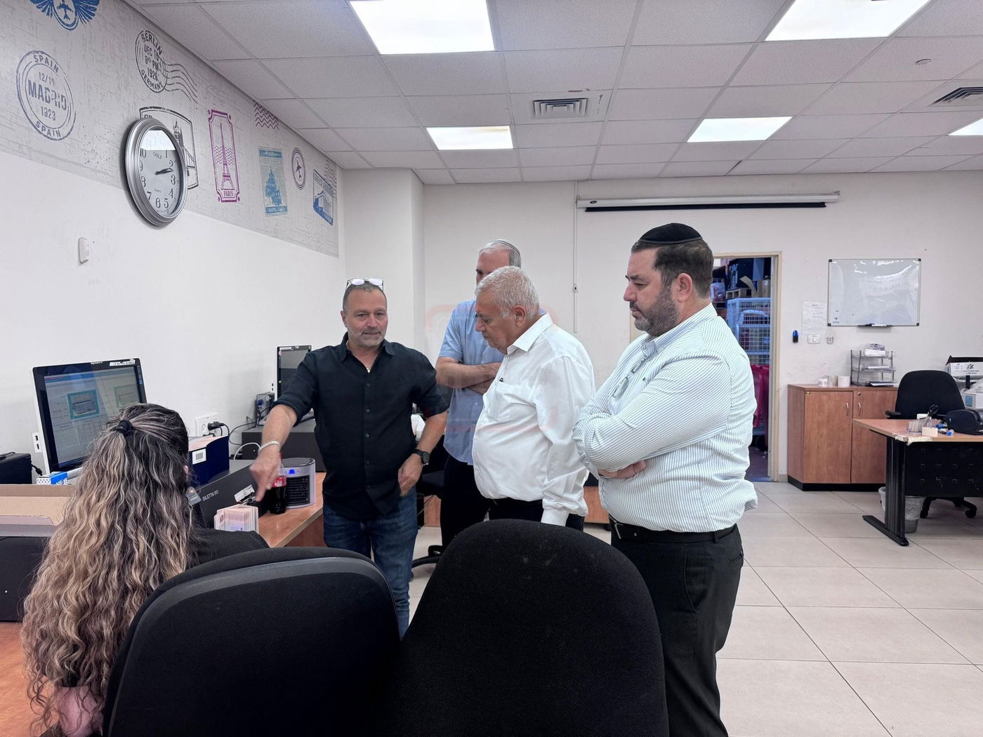 הח"כ שברח מריאיון | 'זופניק בכיכר' עם כל התמונות, הנייעס והחשיפות של השבוע