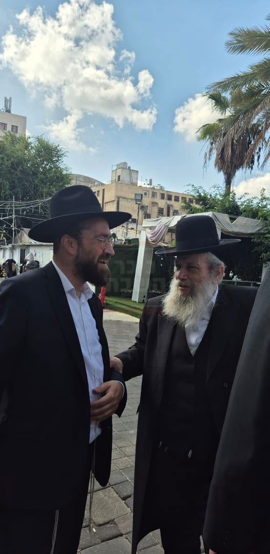 הח"כ שברח מריאיון | 'זופניק בכיכר' עם כל התמונות, הנייעס והחשיפות של השבוע