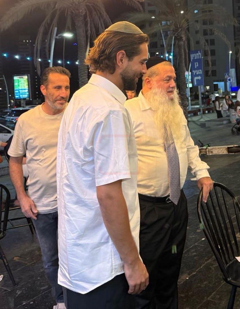 הח"כ שברח מריאיון | 'זופניק בכיכר' עם כל התמונות, הנייעס והחשיפות של השבוע