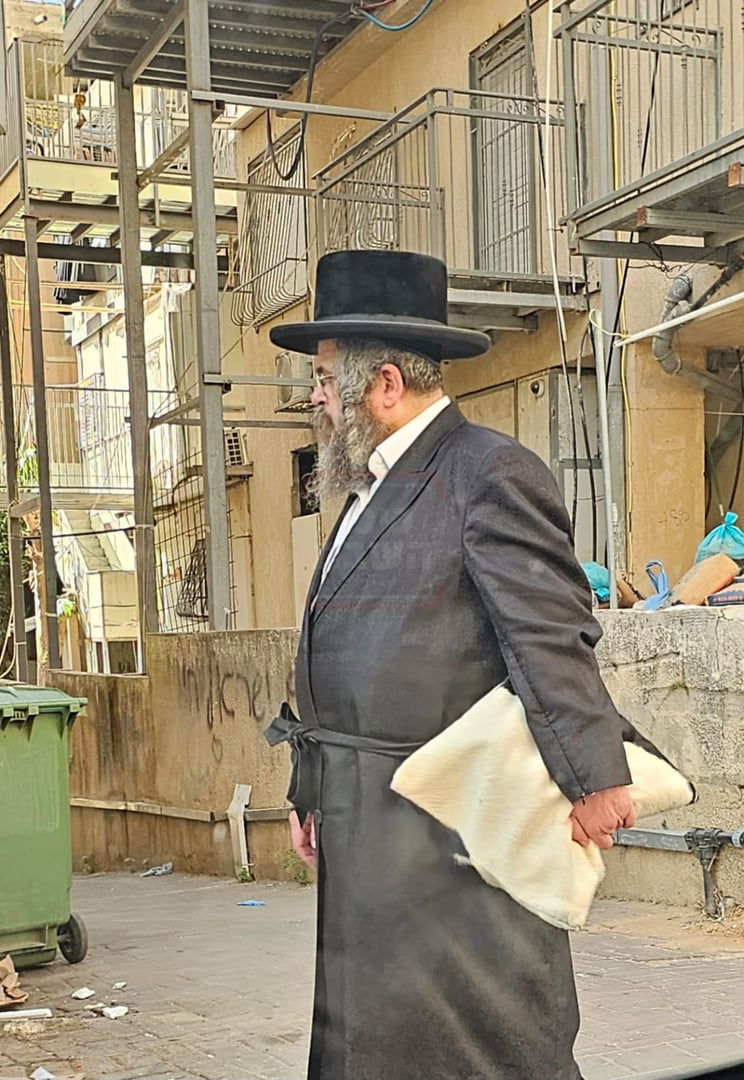 הח"כ שברח מריאיון | 'זופניק בכיכר' עם כל התמונות, הנייעס והחשיפות של השבוע