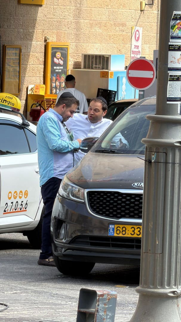 הח"כ שברח מריאיון | 'זופניק בכיכר' עם כל התמונות, הנייעס והחשיפות של השבוע