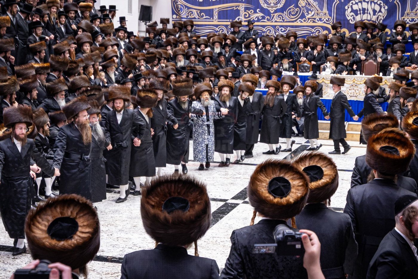 שמחת נישואי נכדת האדמו"ר מבאבוב 45