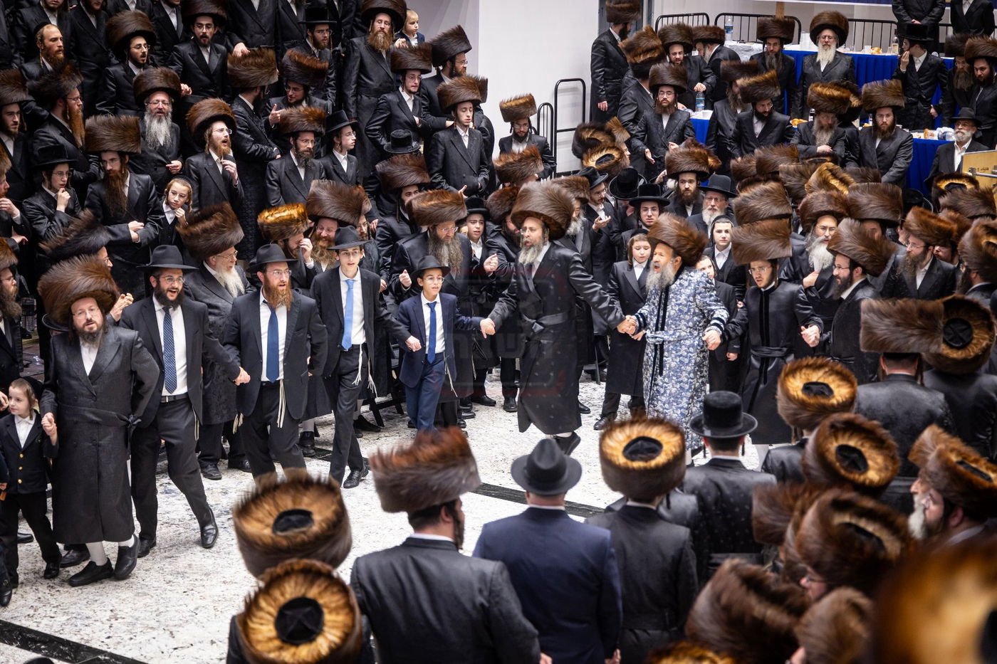 שמחת נישואי נכדת האדמו"ר מבאבוב 45