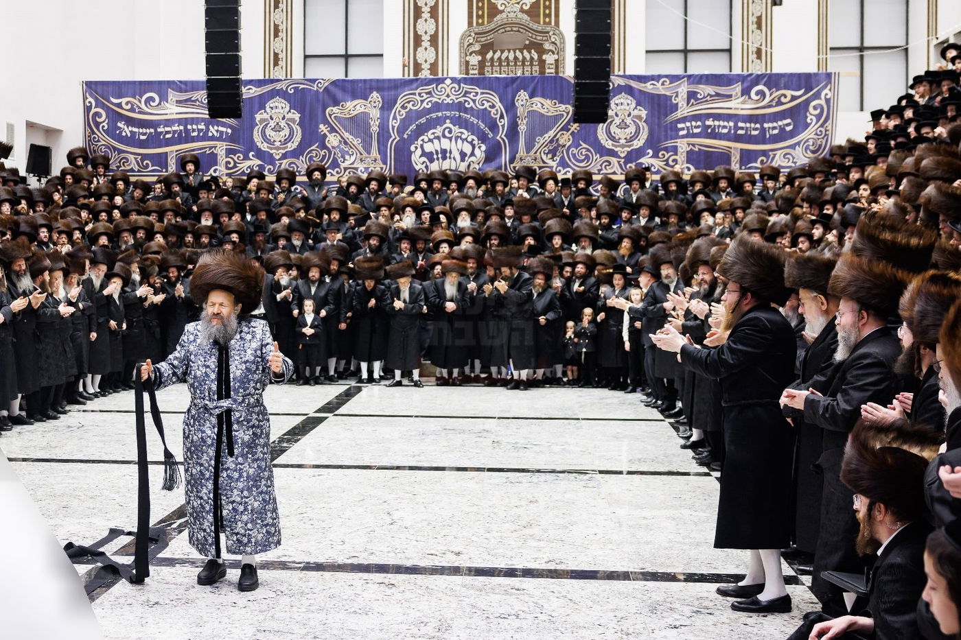 שמחת נישואי נכדת האדמו"ר מבאבוב 45