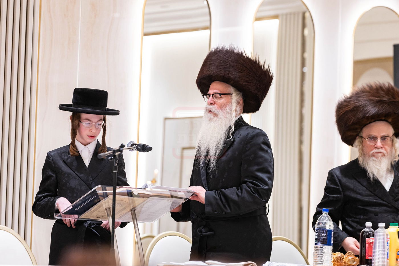 סיום מס' קידושין ע"י ילדי סאטמאר בוויליאמסבורג