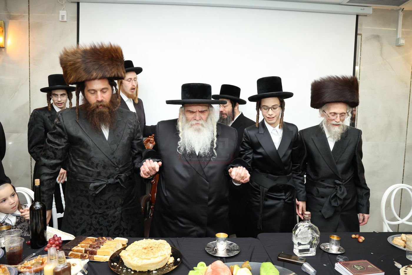 שמחת הבר מצוה לבן הרב אלימלך וייס 