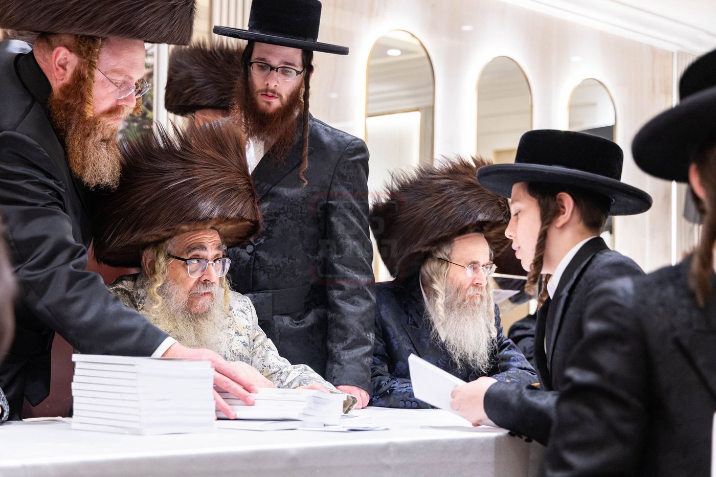 סיום מס' קידושין ע"י ילדי סאטמאר בוויליאמסבורג