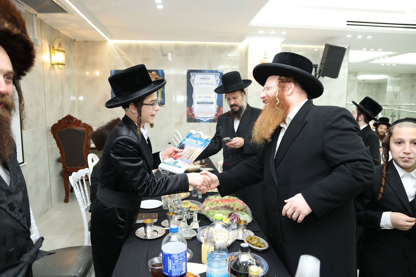 שמחת הבר מצוה לבן הרב אלימלך וייס 