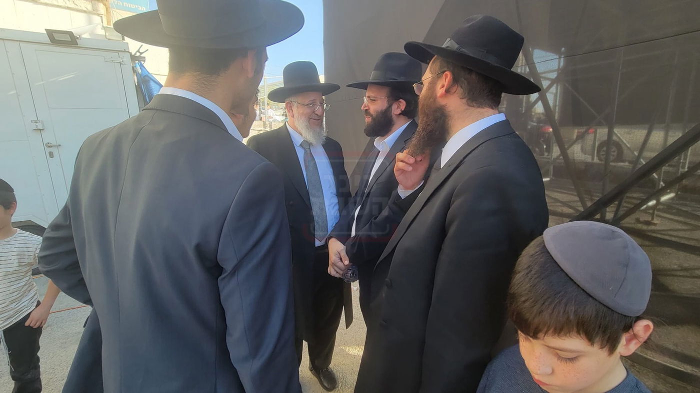 בתוך חודשיים הרכב נגנב פעמיים | 'זופניק בכיכר' עם כל התמונות, הנייעס והחשיפות של השבוע