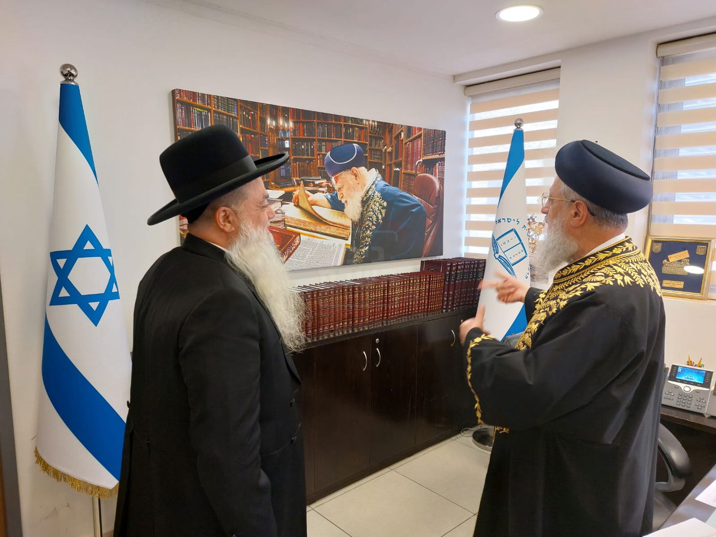 בתוך חודשיים הרכב נגנב פעמיים | 'זופניק בכיכר' עם כל התמונות, הנייעס והחשיפות של השבוע