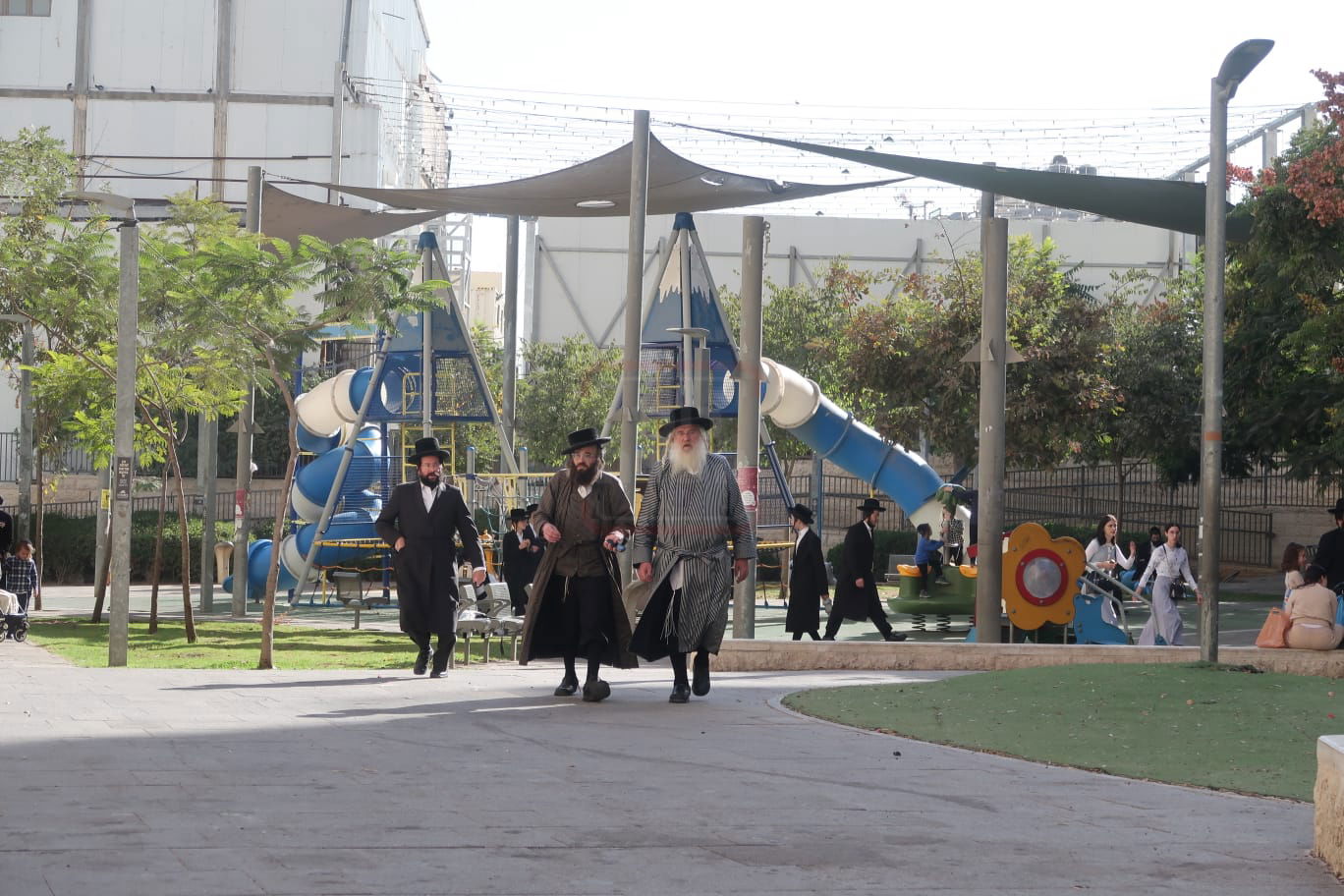 בתוך חודשיים הרכב נגנב פעמיים | 'זופניק בכיכר' עם כל התמונות, הנייעס והחשיפות של השבוע