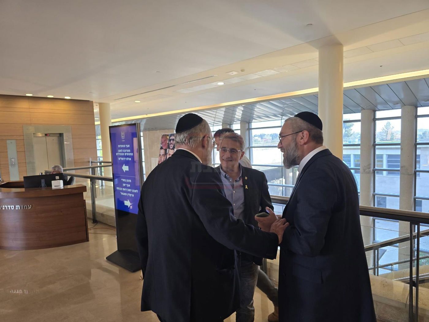 בתוך חודשיים הרכב נגנב פעמיים | 'זופניק בכיכר' עם כל התמונות, הנייעס והחשיפות של השבוע